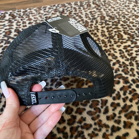 Highland tactical adjustable trucker hat - Picture 2 of 3